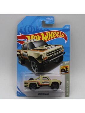 Hot Wheels '87 Dodge D100 Matte Flat Tan 2019 Baja Blazers 1/10 64/250